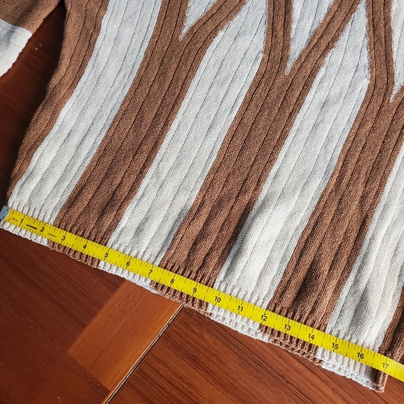 Chico's pullover sweater brown & cream size 2 - Picture 3 of 9